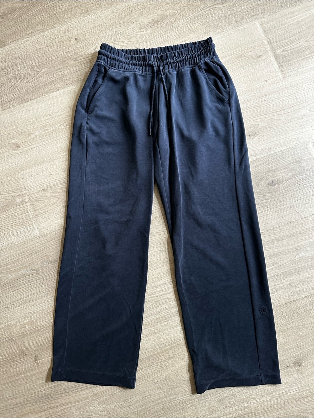 Athleta Straight Leg pants